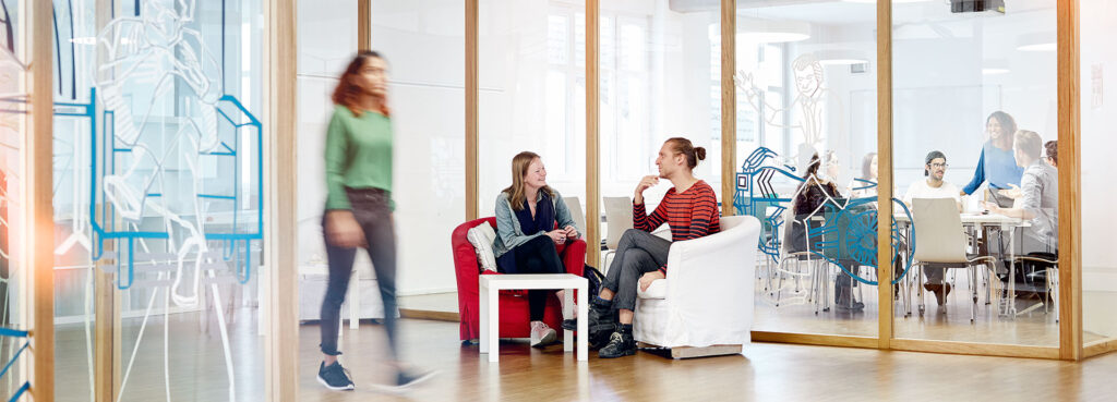 Studenten der Karlshochschule